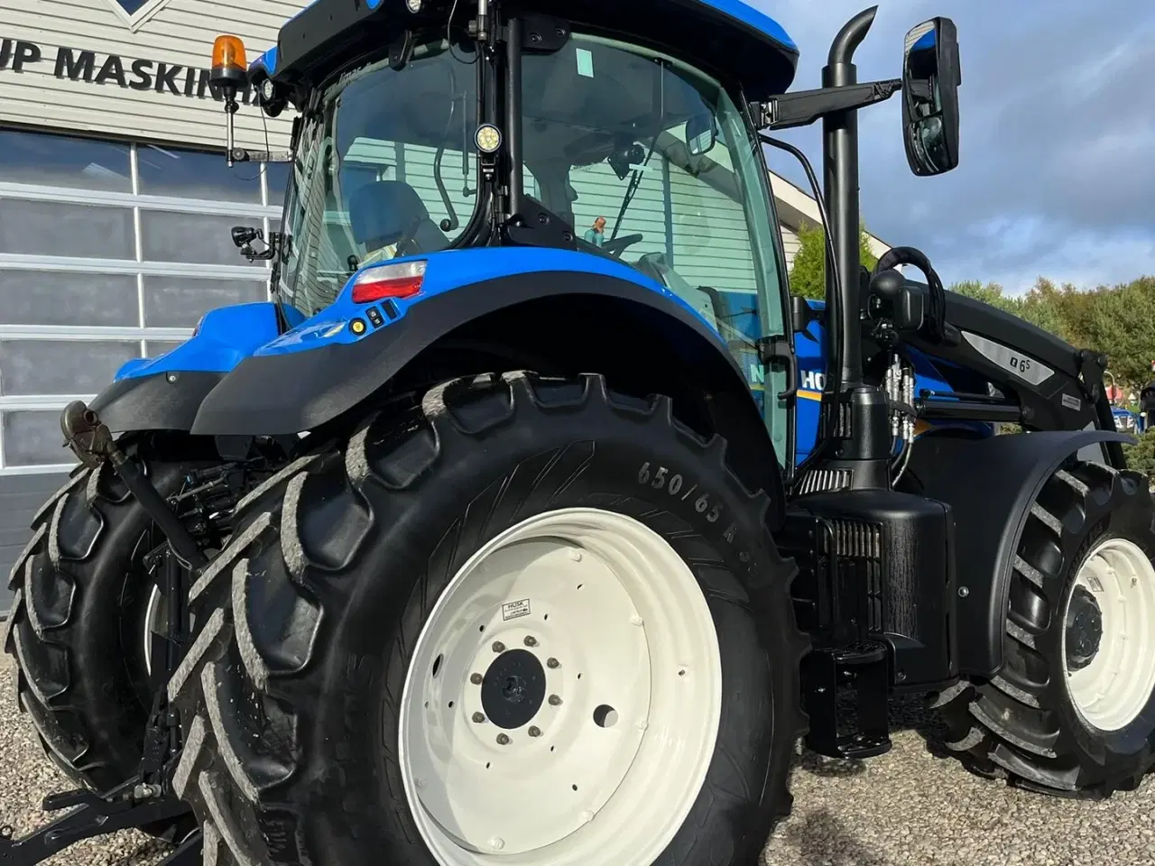 Billede 15 - New Holland T7.165S Med frontlæsser