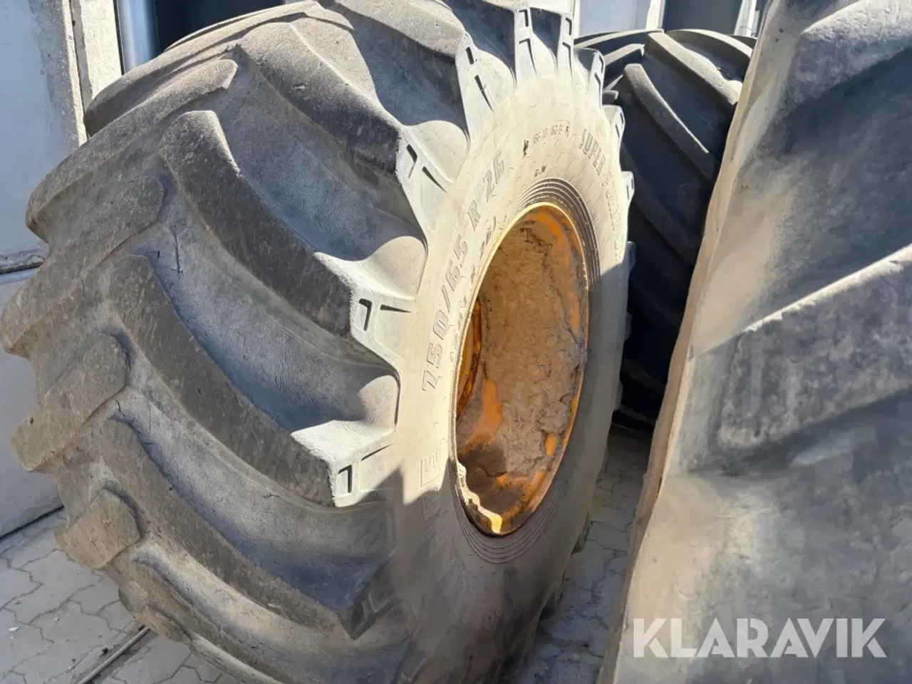 Billede 9 - Dæk Michelin & Alliance med fælge til gummiged 4 styk