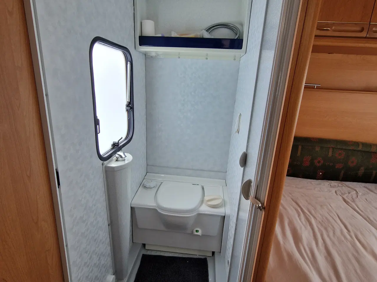 Billede 10 - Adria Unica 502 UP. Totalvægt 1200 kg.