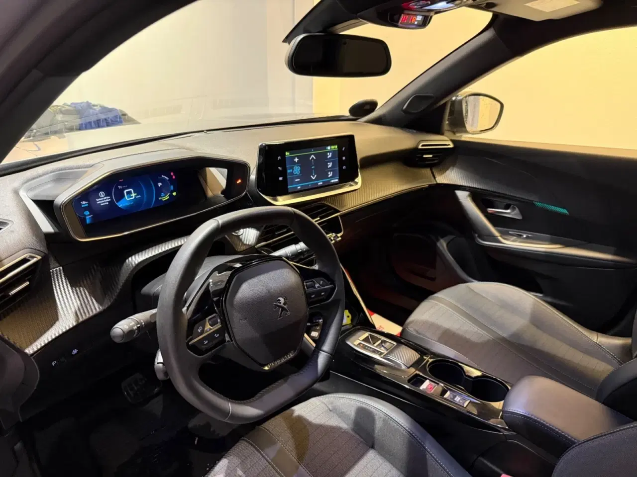 Billede 5 - Peugeot e-2008 50 Active