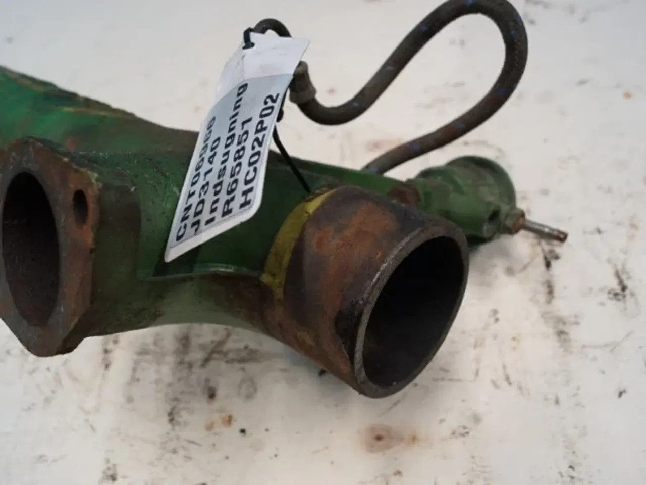 Billede 10 - John Deere 3140 Indsugningsmanifold R65851