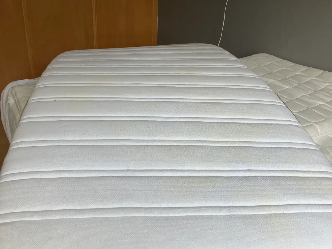 Billede 1 - Super fin MALVIK madras 90x200