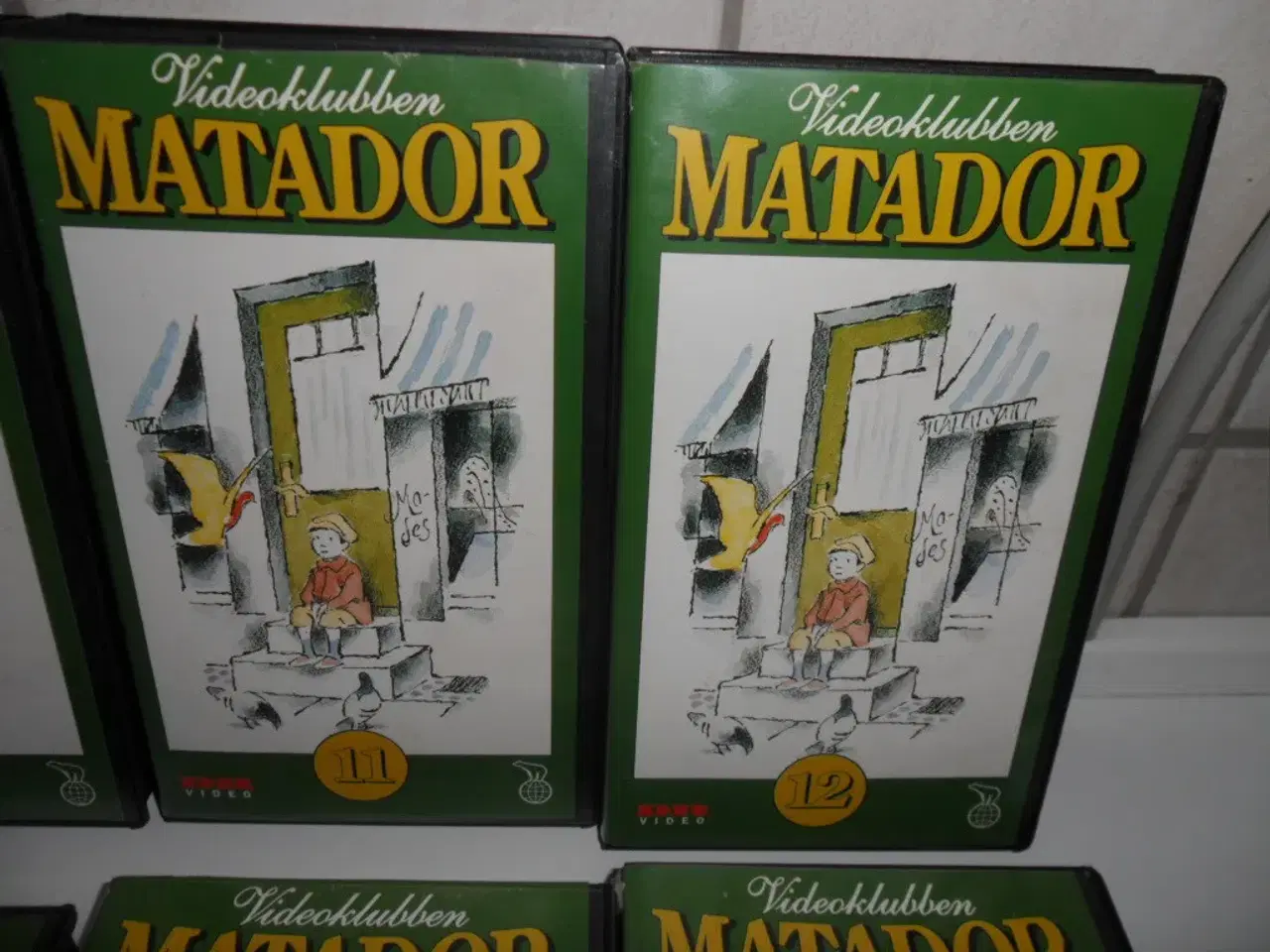 Billede 3 - VHS bånd med hele Matador serien