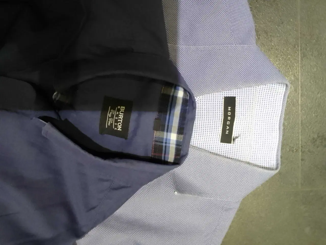 Billede 6 - 2 stk skjorter sælges samlet