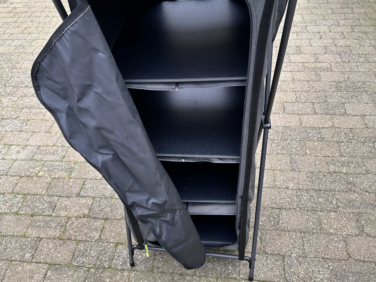 Billede 2 - Weecamp skab