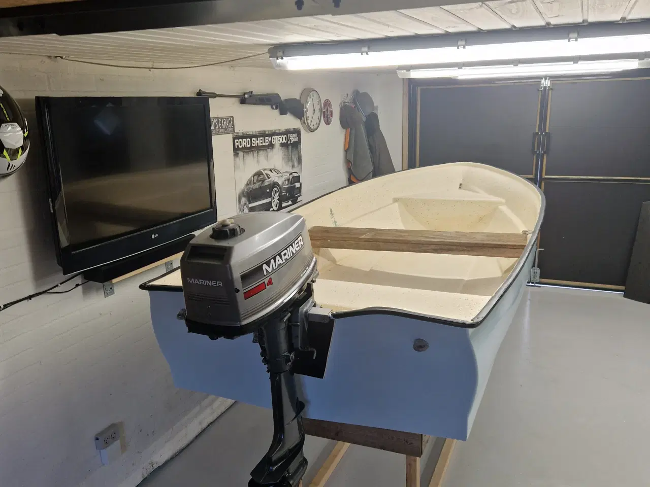 Billede 2 - Jolle med 4 hk påhængsmotor