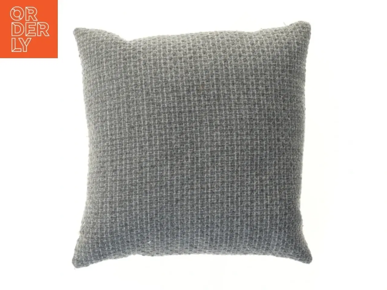 Billede 2 - Grå pude fra Living (str. 48x46 cm)
