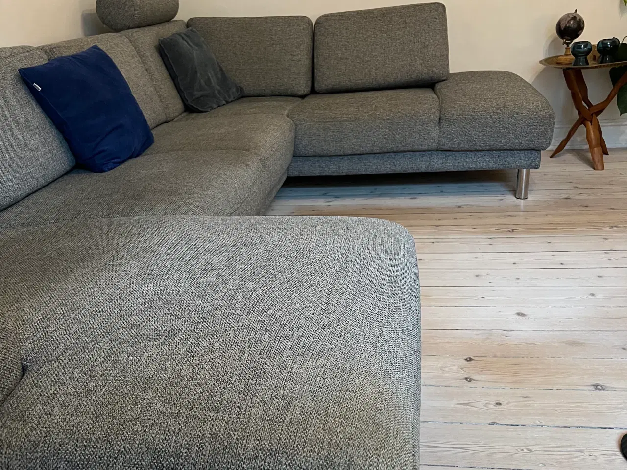 Billede 2 - Hjørnesofa gives væk gratis