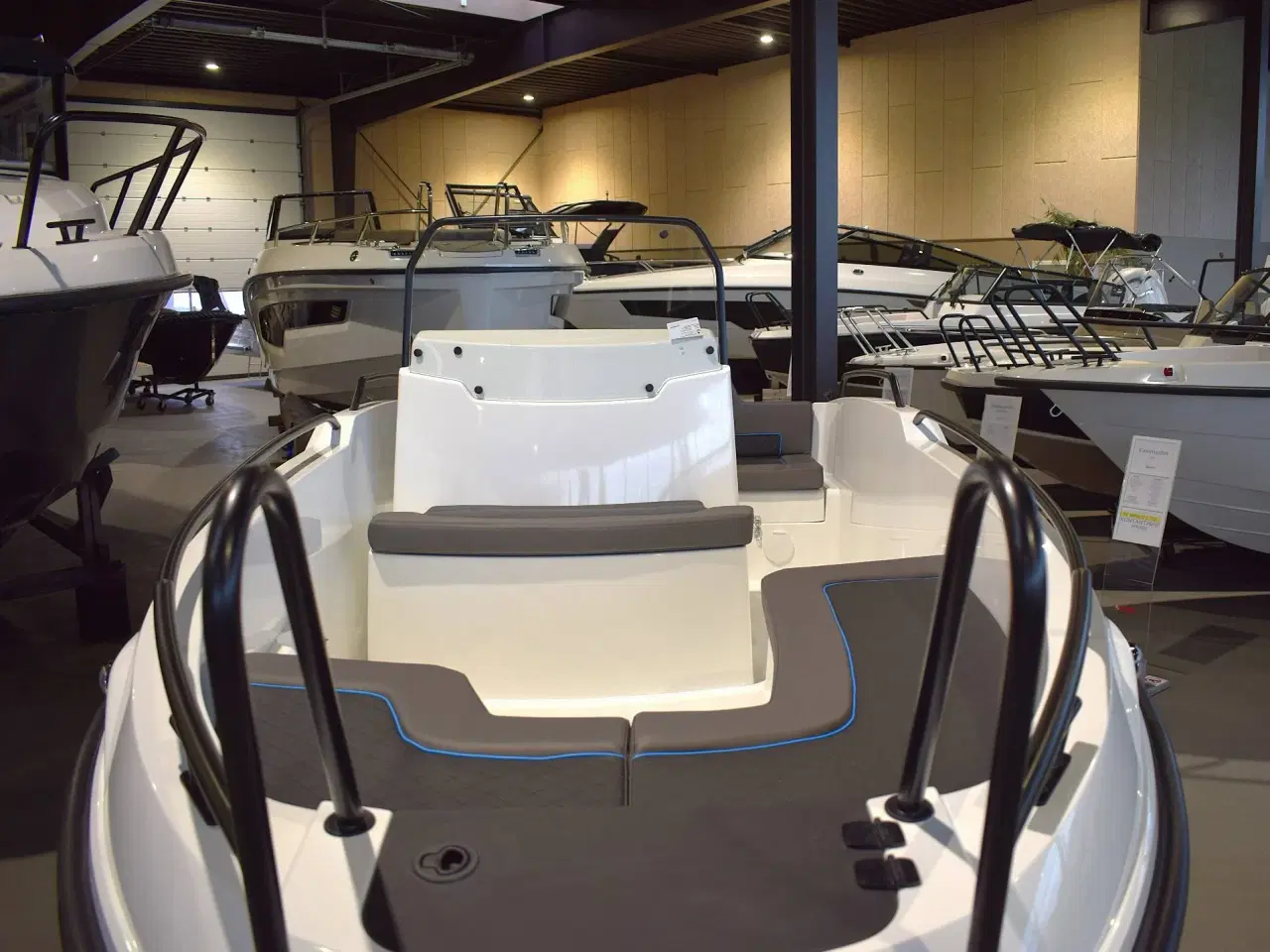 Billede 3 - Nordhval SC5 alu - 60 HK Yamaha/Udstyr