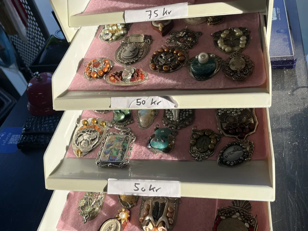 Billede 6 - Loppemarked