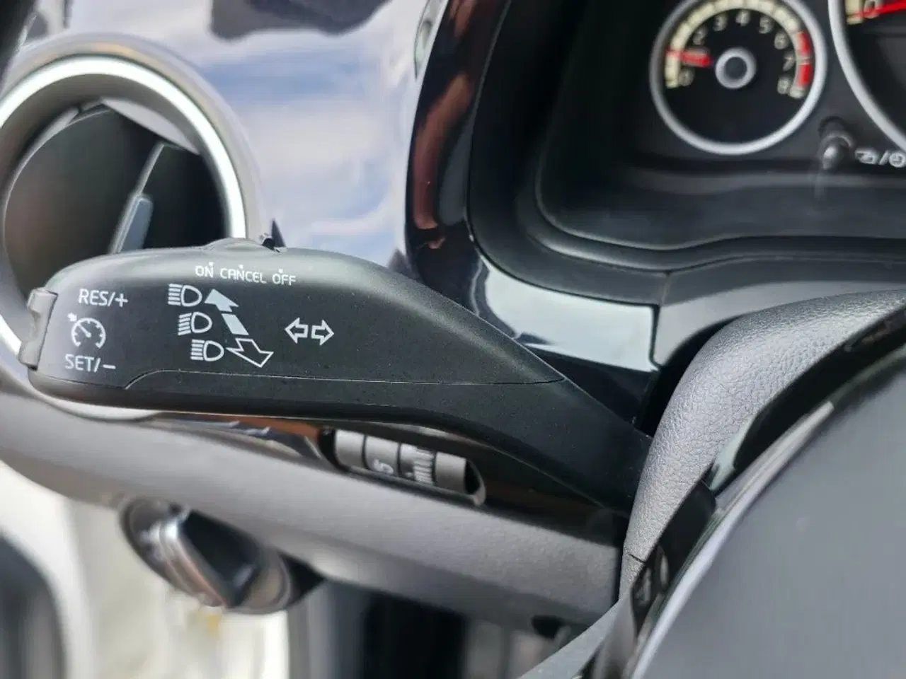 Billede 19 - VW Up! 1,0 75 High Up!