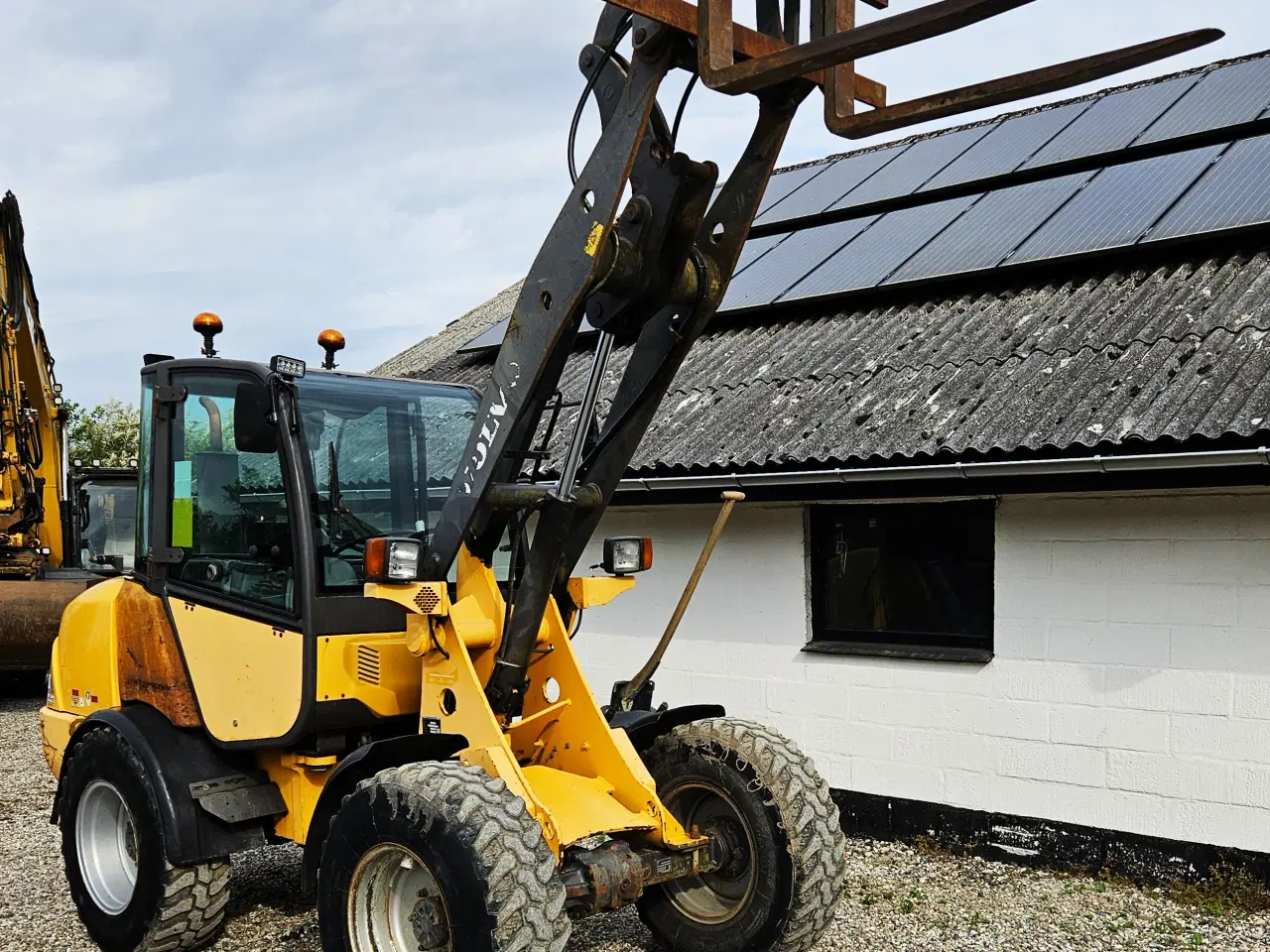 Billede 9 - Volvo L25B / årg. 2006 / 4500 timer / 2 redskaber