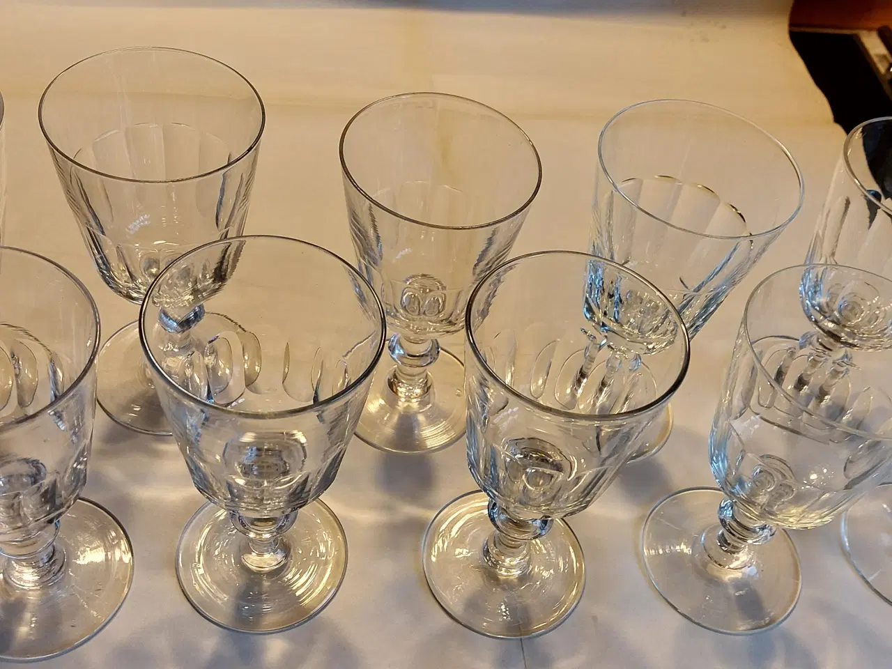 Billede 4 - CHR. Vlll // BERLINOIS - 10 antikke rødvin glas 