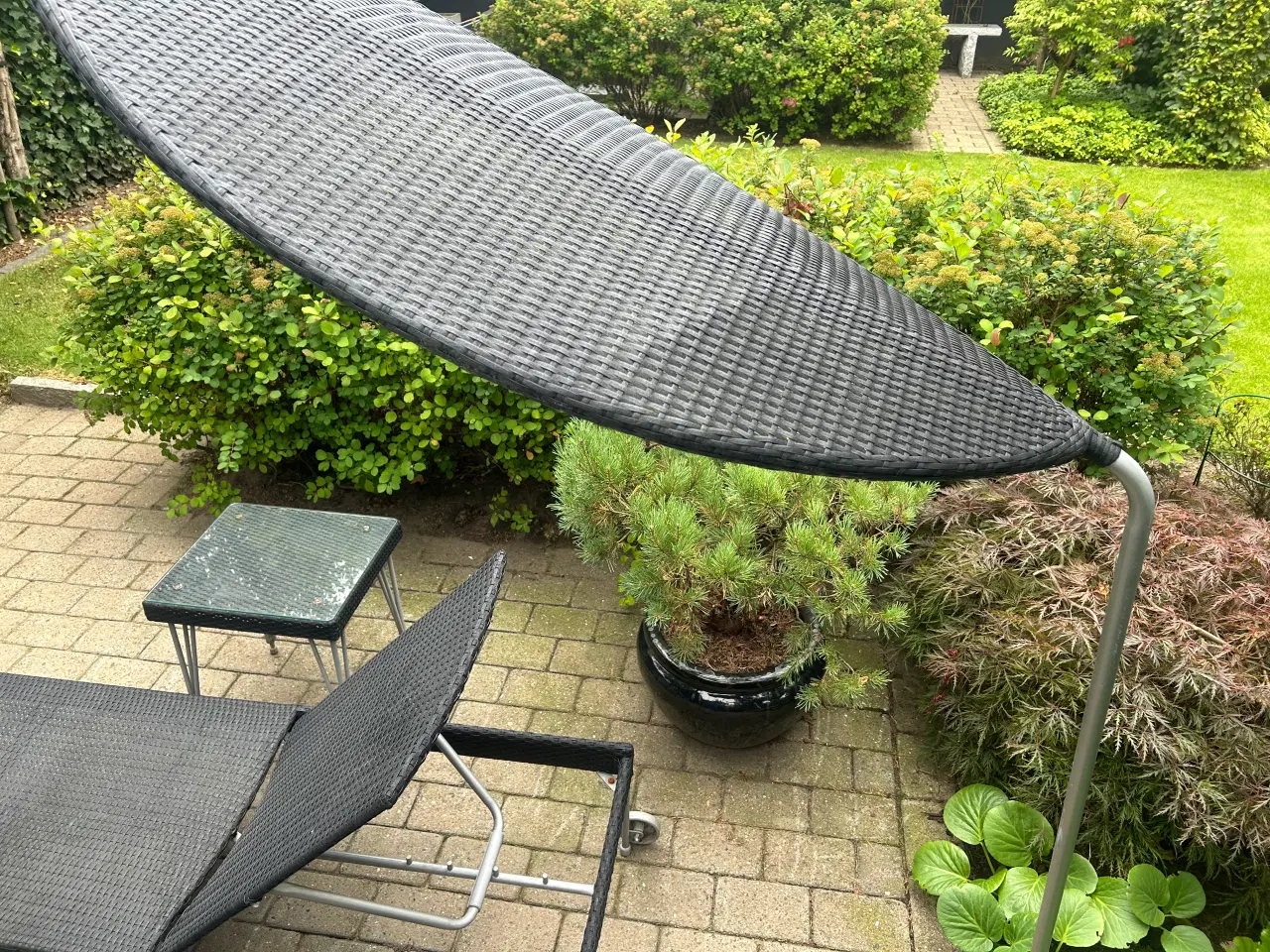 Billede 2 - Solvogn m/parasol og sidebord fra SIKA