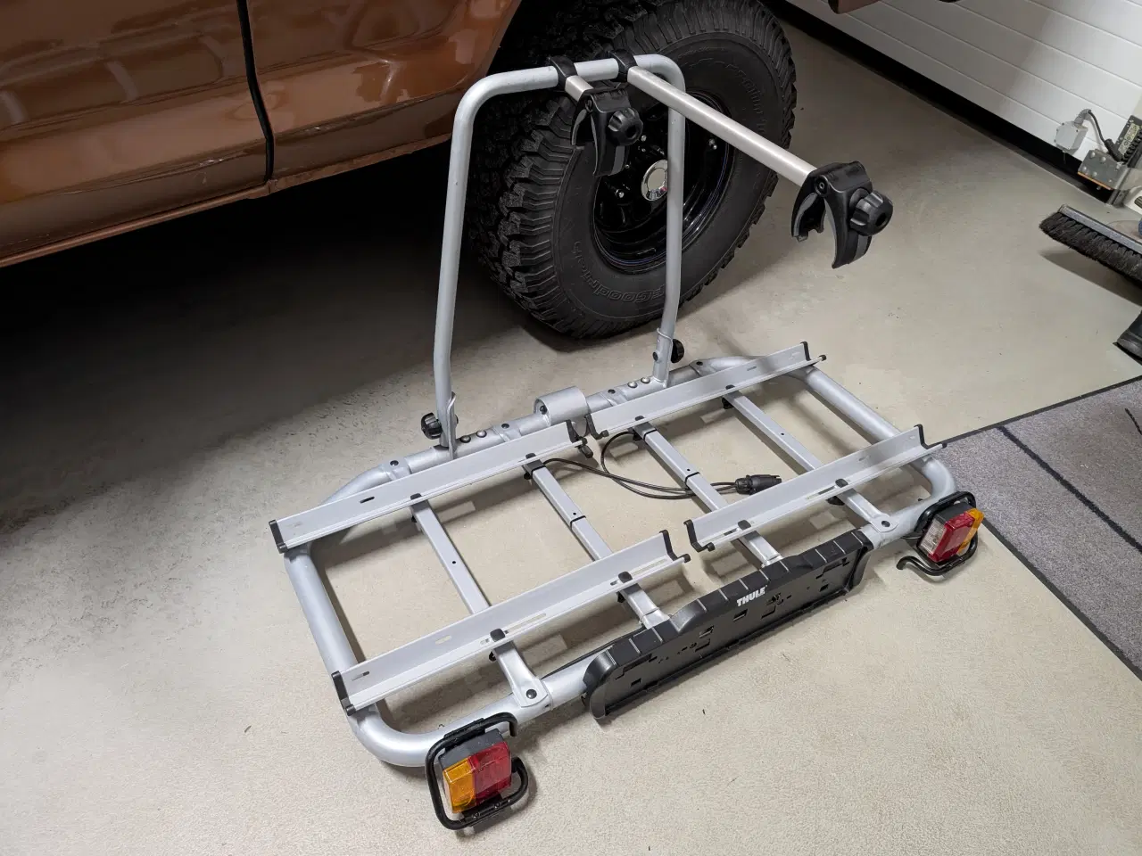 Billede 1 - Thule easybase med cykelstativ