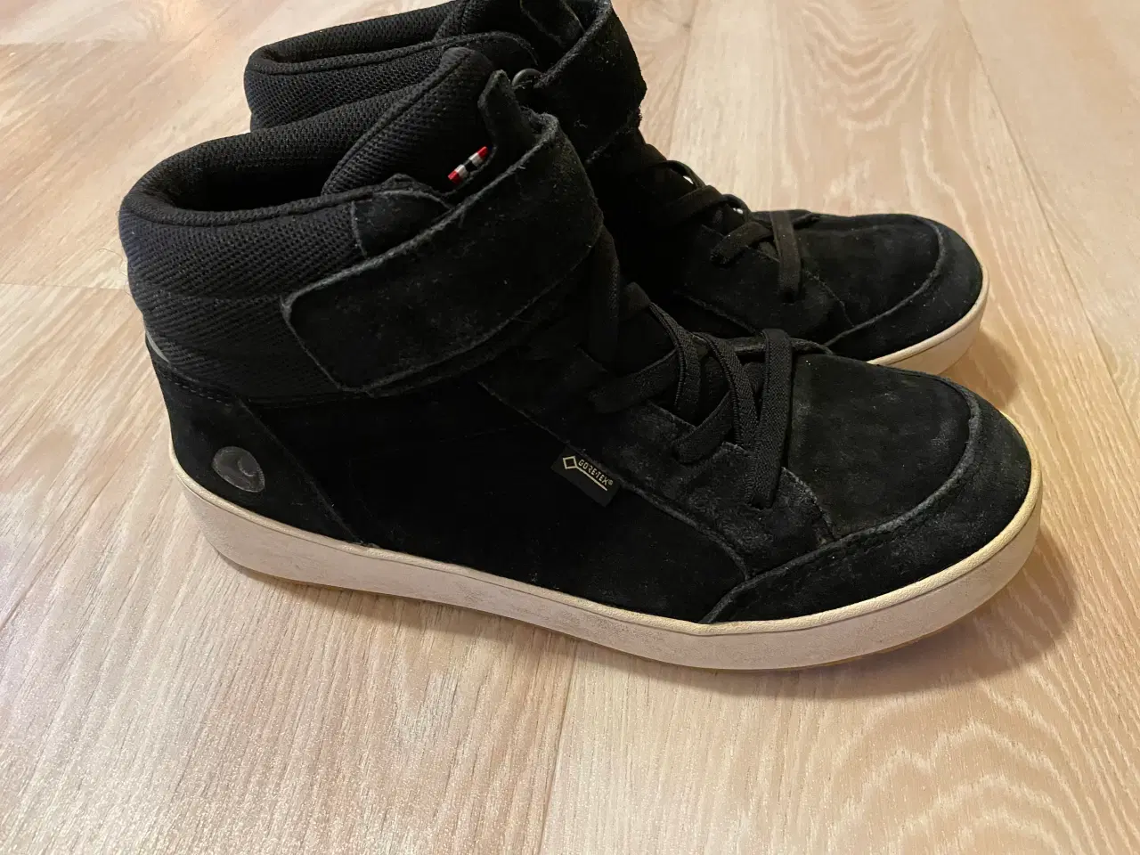 Billede 1 - Gore-tex støvler str 40