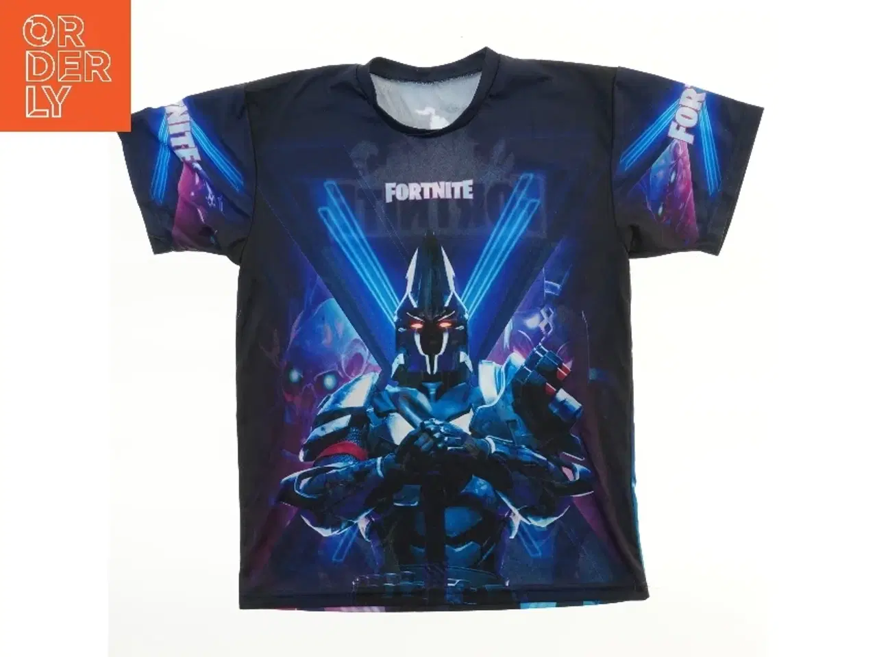 Billede 1 - T-shirt med Fortnite motiv fra Fortnite (str.  bryst 46 cm, længde 63 cm)