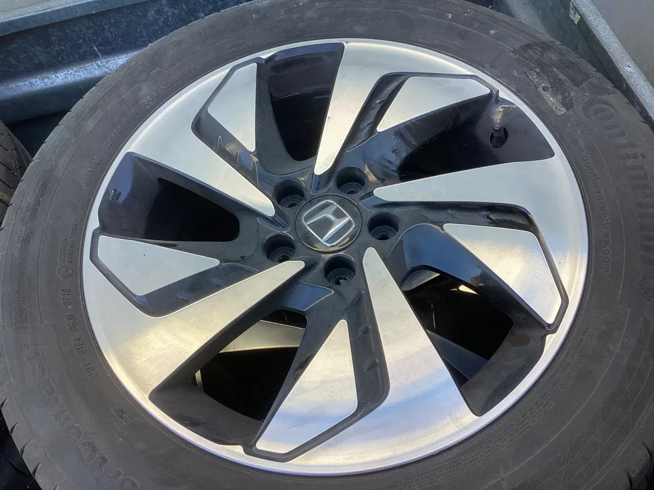 Billede 1 - Honda alufælge 18”