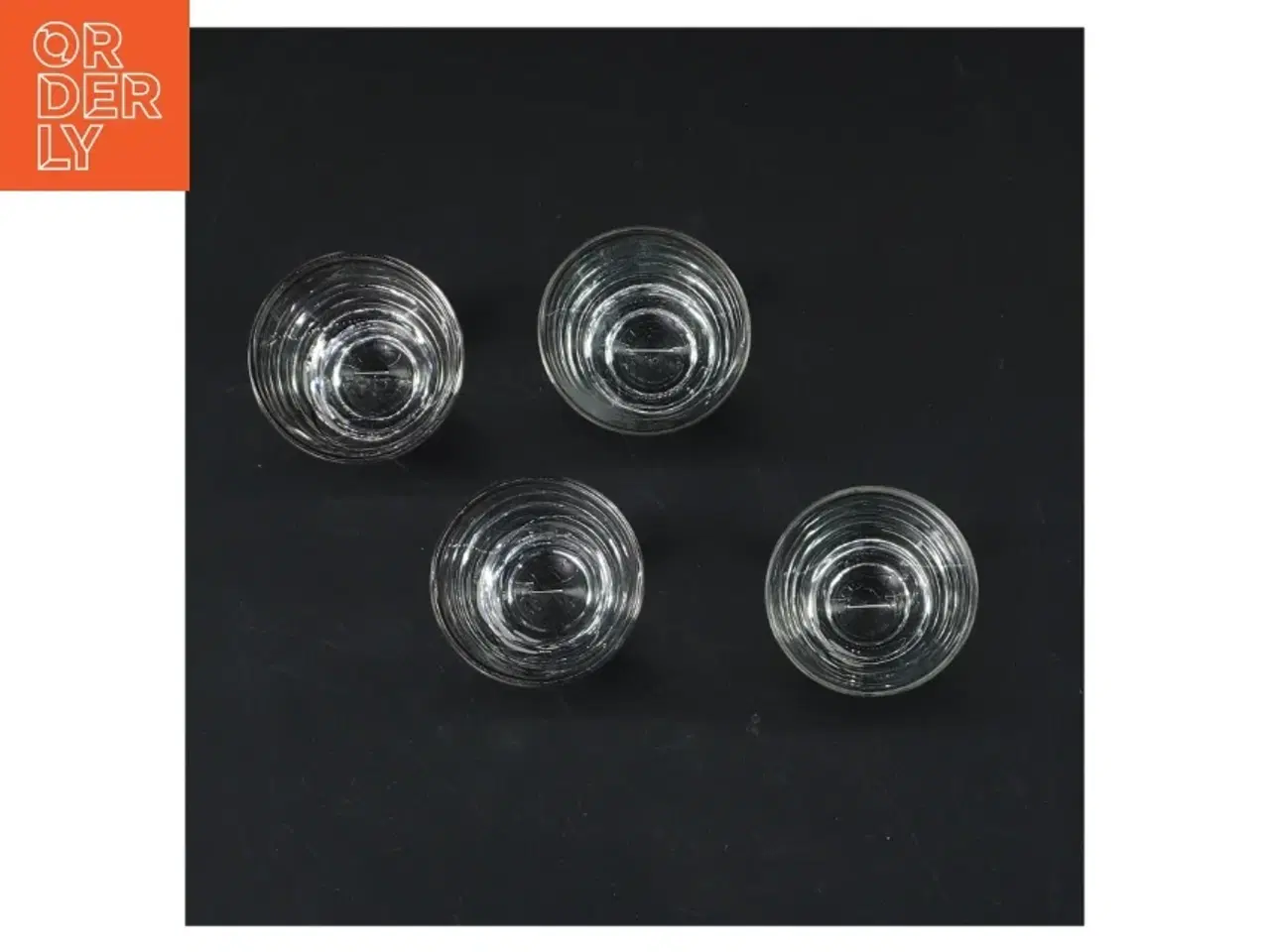 Billede 2 - Sæt med 4 glas (str. 4 styk. ø. 4,5 cm. længde, 6 cm)