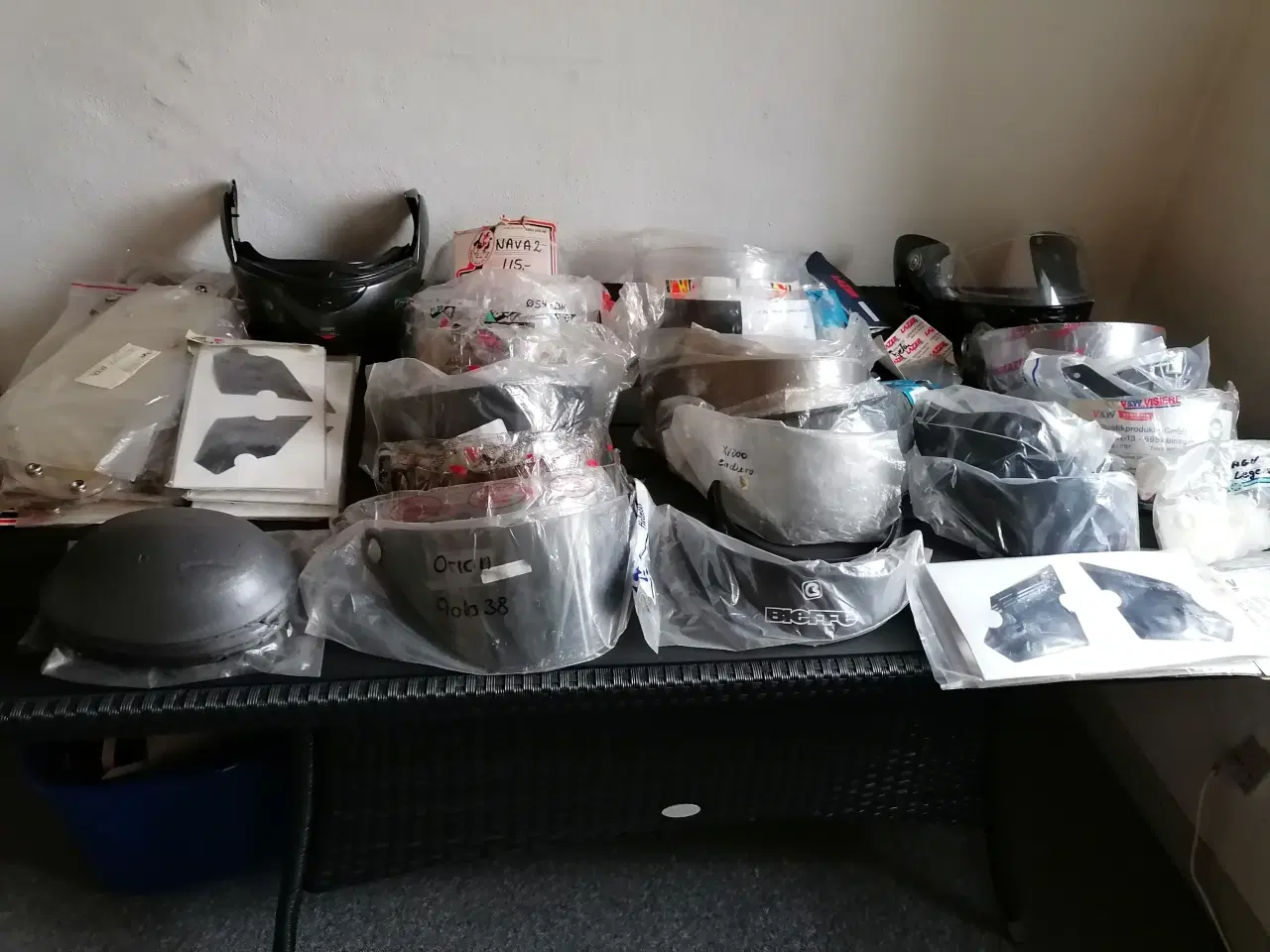 Billede 1 - Har en del vicir til ældre hjelme.