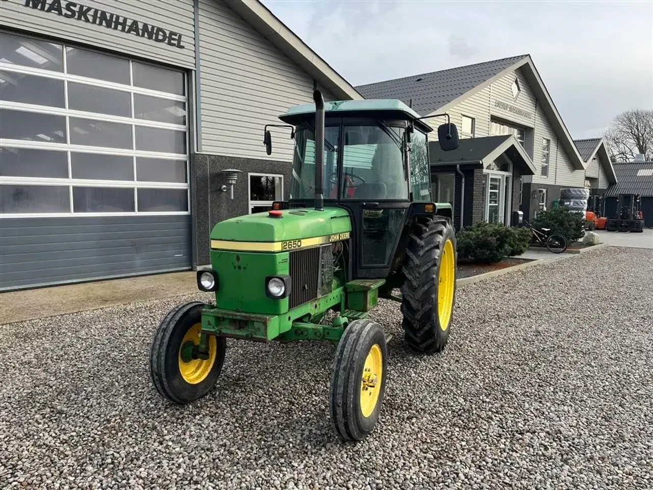 Billede 3 - John Deere 2650 KUN 3268 timer og meget snild og handy traktor