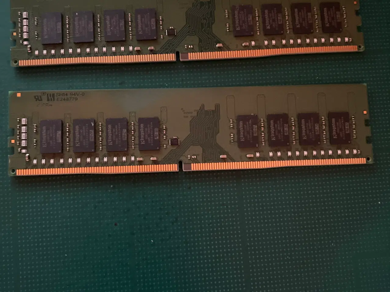 Billede 2 - To moduler af Kingston DDR4 RAM a 16 GB