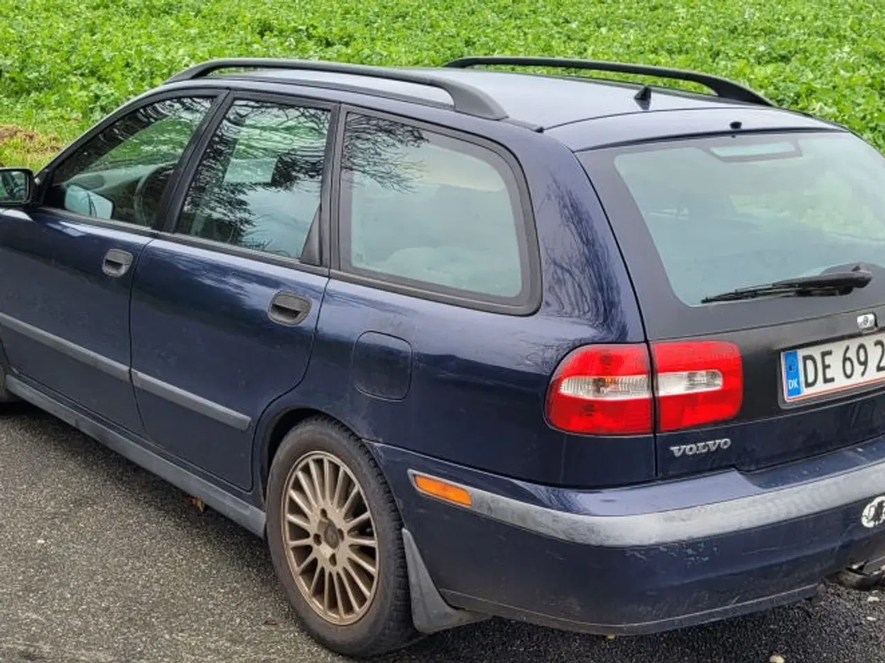 Billede 3 - Volvo V40 1.8i benzin'er stationcar med plader