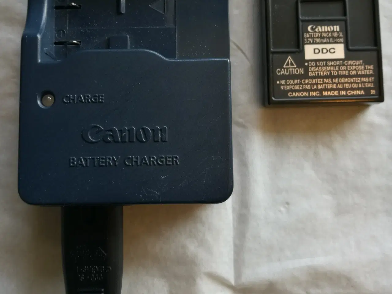 Billede 1 - Canon lader og Batteri