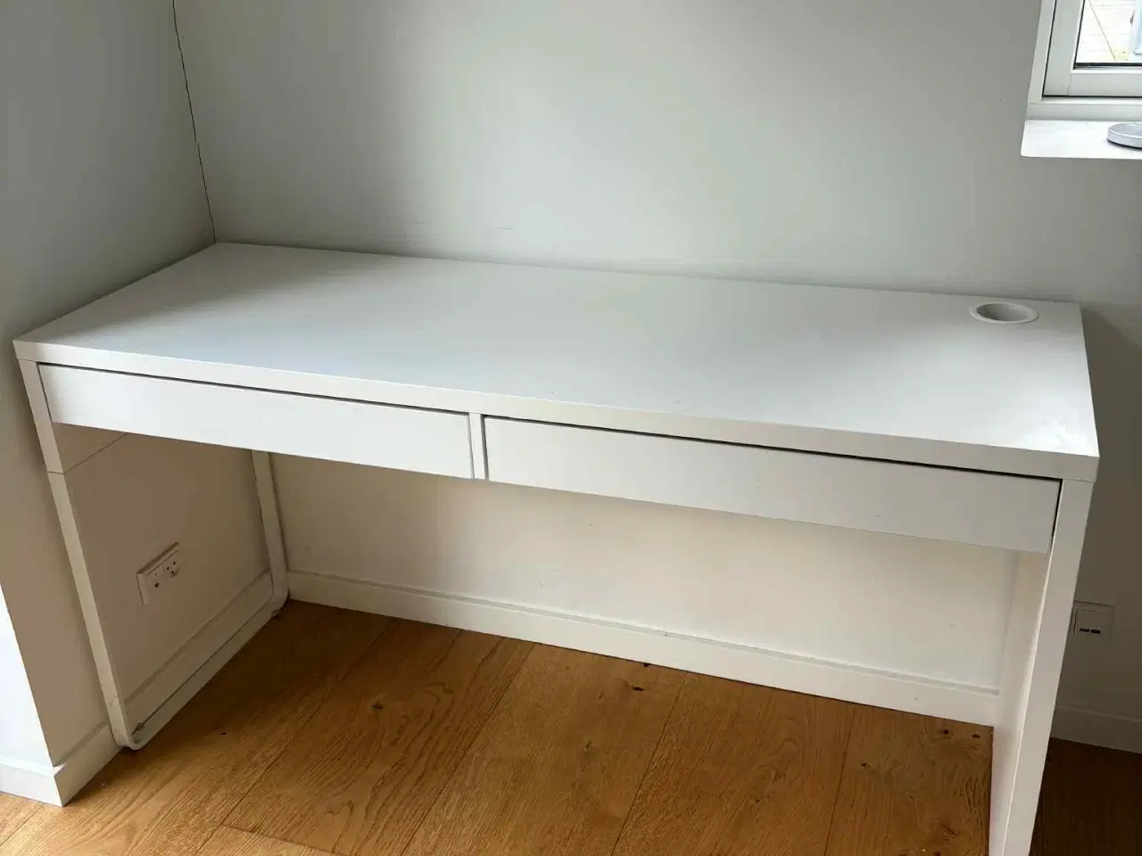 Billede 3 - Ikea skrivebord 