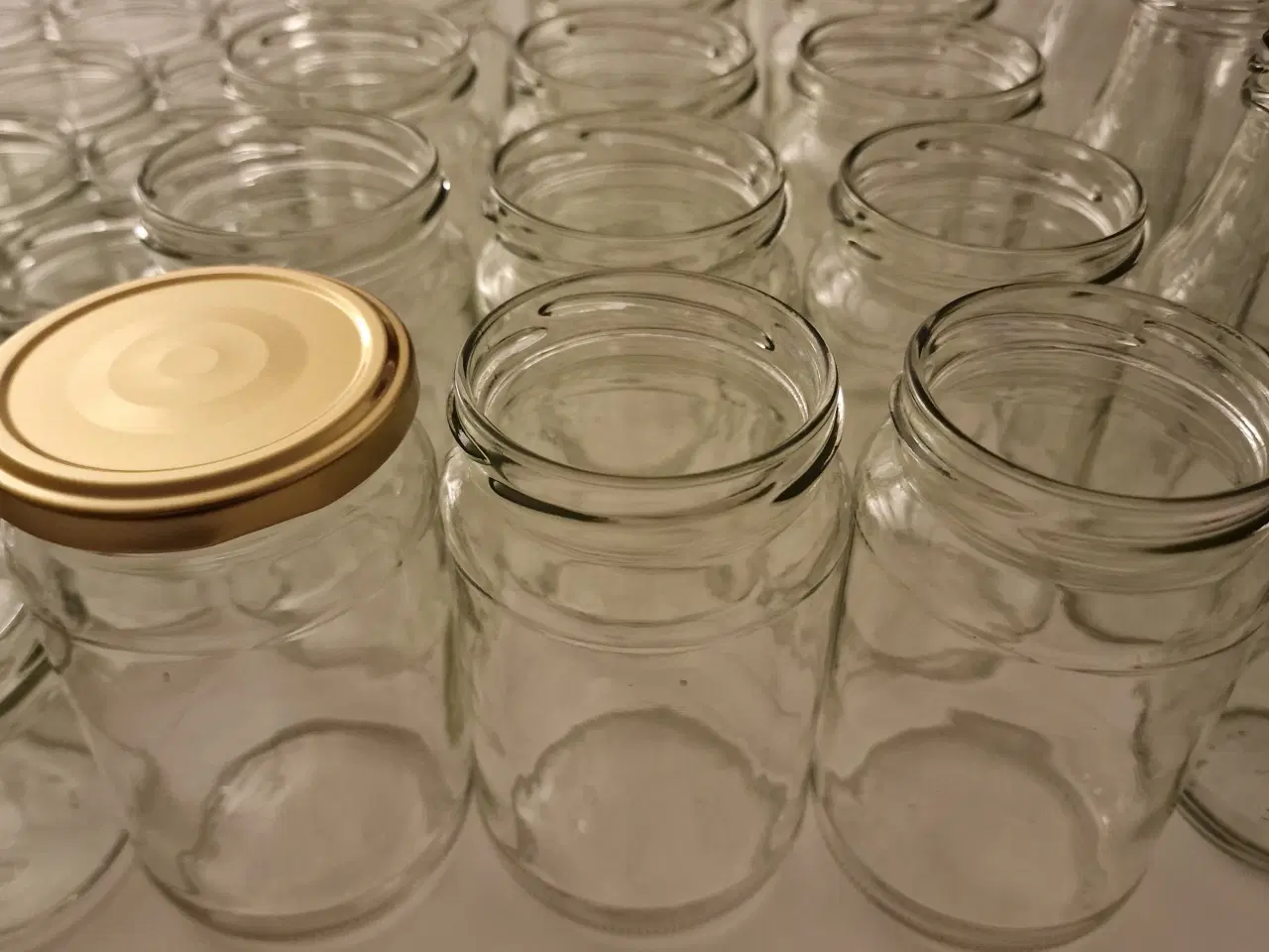 Billede 4 - Syltetøjsglas og mælkflaske 