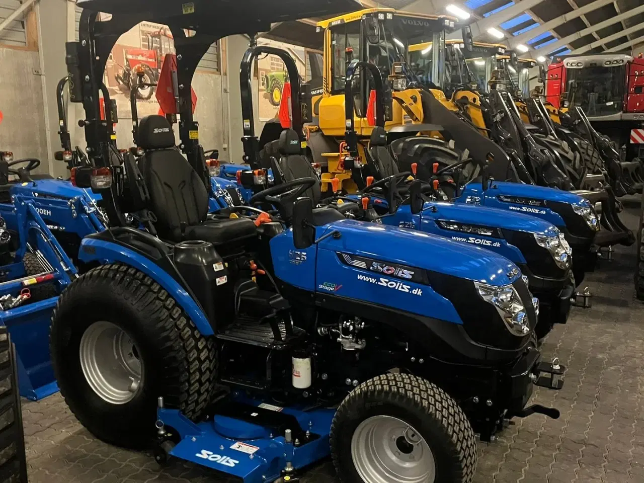 Billede 1 - Solis H26 HST Med tag og midtermonteret klipper