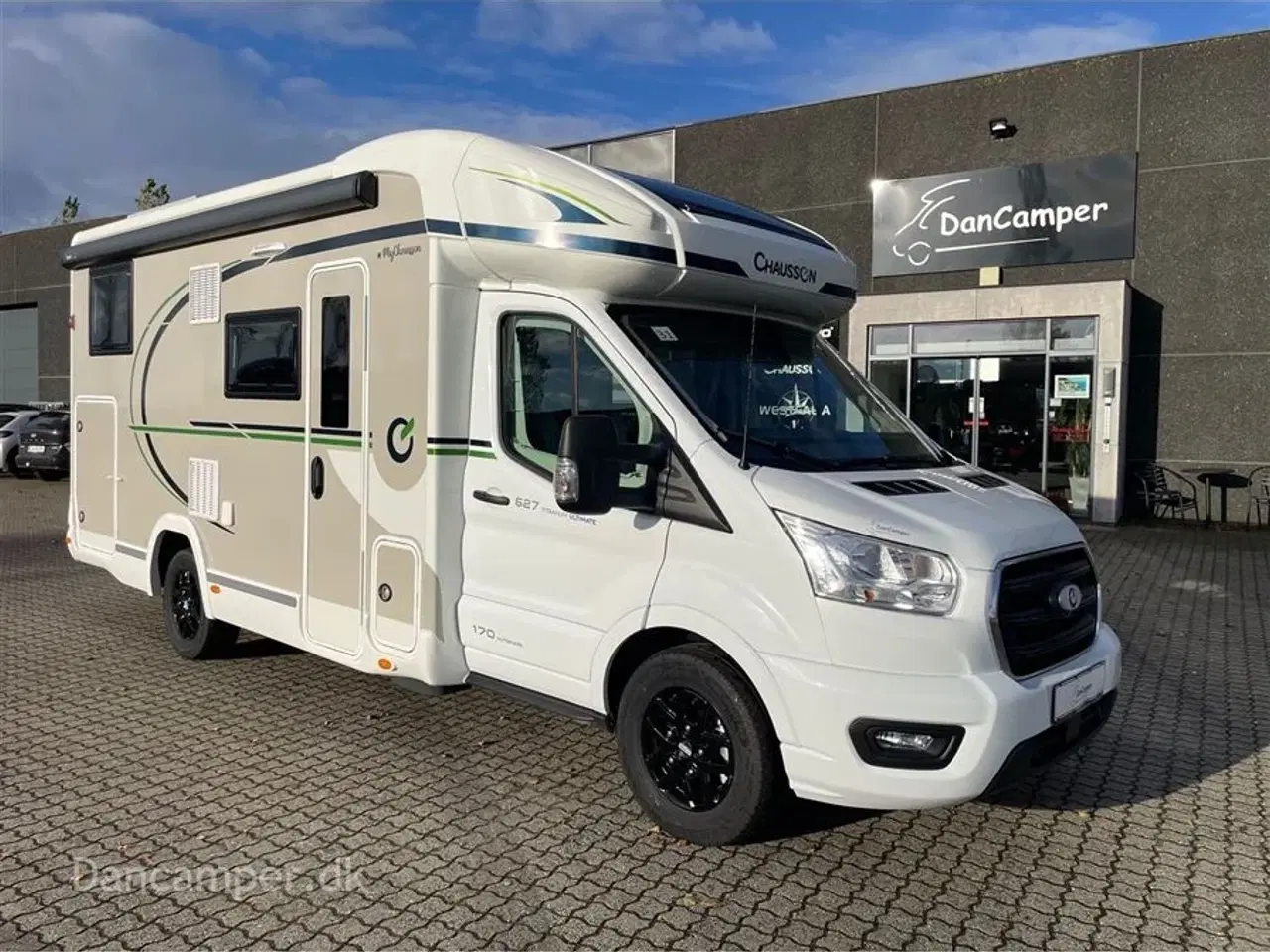 Billede 1 - 2024 - Chausson Titanium 627 ULTIMATE   Nedsat kr. 61.000,- Enkeltsenge + hæve-/sænkeseng, 5 selepladser, 4 sovepladser med mulighed for 5, 170Hk Aut,, Artic pakke, meget udstyr