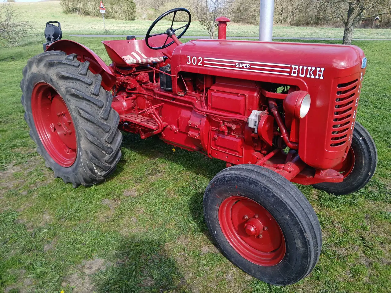 Billede 1 - Velholdt veteran BUHK 302 kun gået 650 timer 
