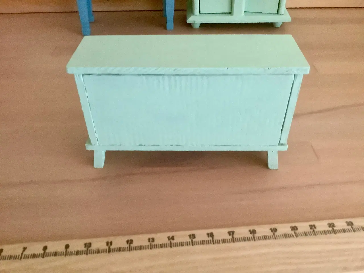 Billede 5 - Dukkehus skænk. Vintage.