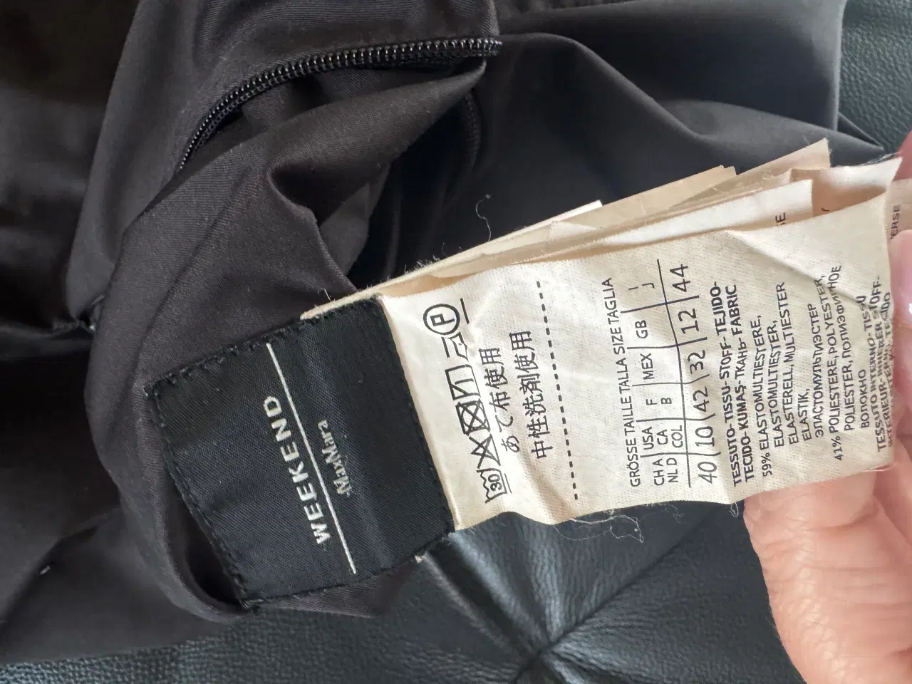Billede 6 - Weekend Max Mara vendbar dunjakke med hætte – 