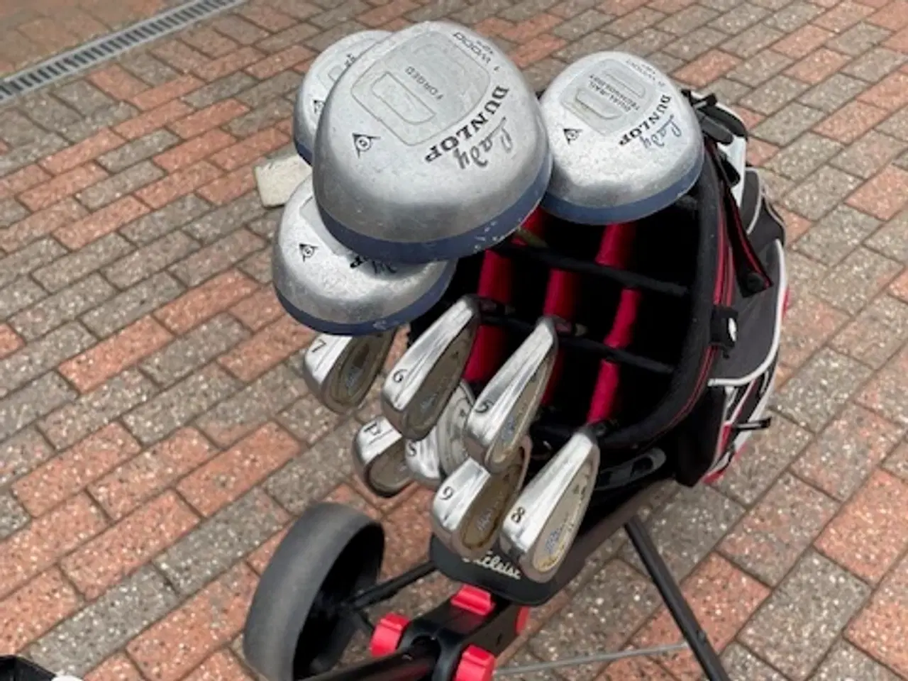 Billede 3 - DUNLOP golfsæt med foldebar golfvogn og bag