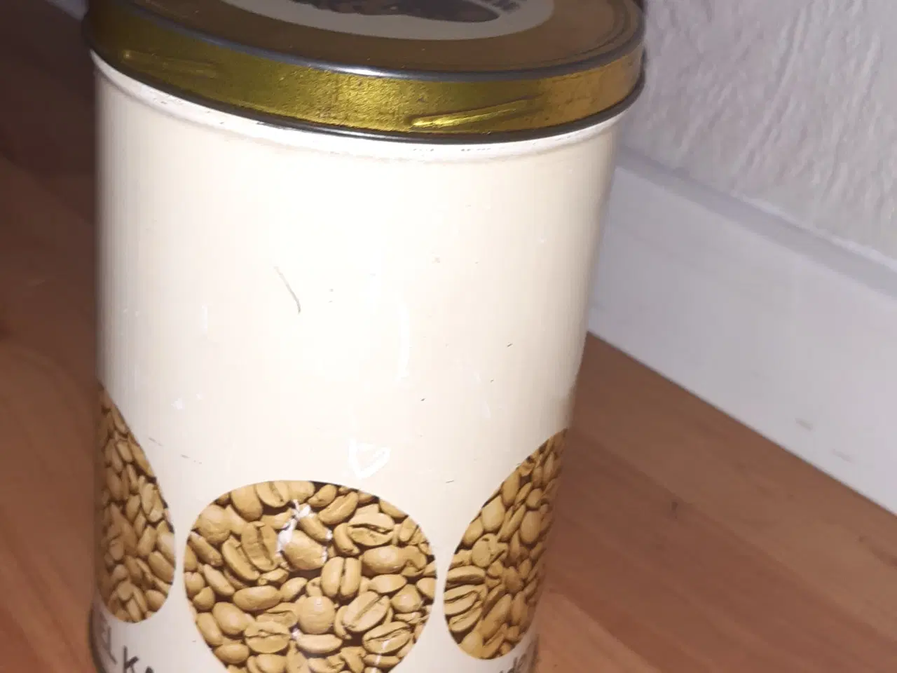 Billede 1 - Cirkel kaffedåse med kaffepigen på låget