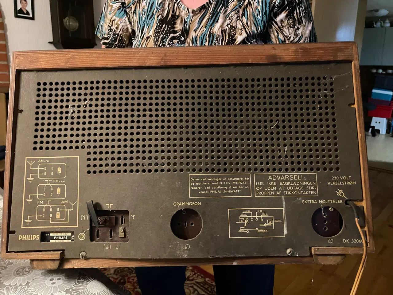 Billede 2 - Retro Phillips radio i teaktræ