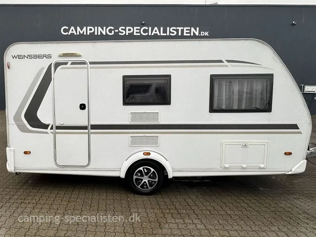 Billede 1 - 2019 - Weinsberg CaraOne 420 QD   Pæn og meget velholdt Weinsberg Caraone 420 QD fra 2019 - Kan nu opleves hos Camping-Specialisten i Silkeborg