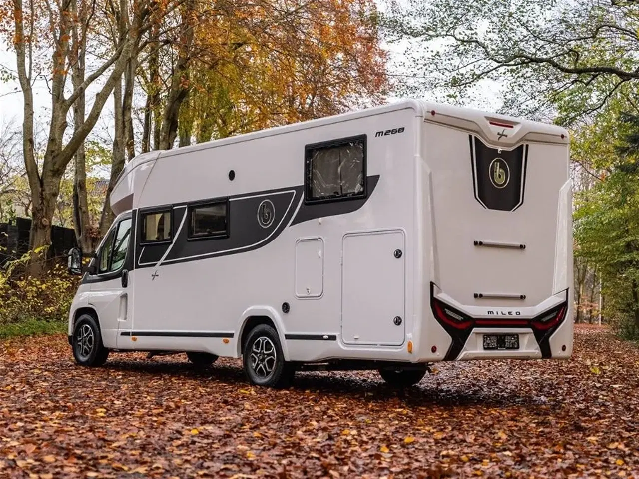 Billede 42 - 2026 - Benimar Mileo 268   Skandinavisk design og komfort året rundt