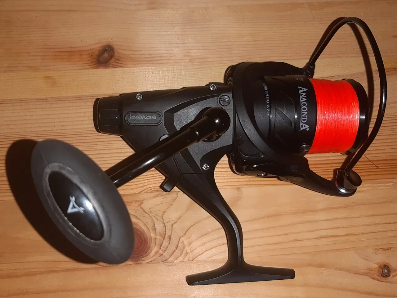 Billede 2 - Baitrunner hjul med fletline og grej. Nyt.