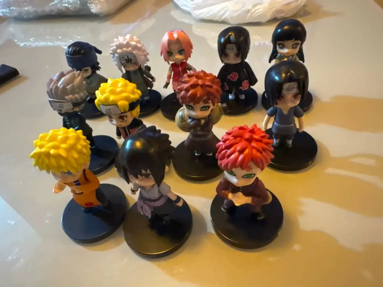 Billede 2 - 12 Naruto figurer
