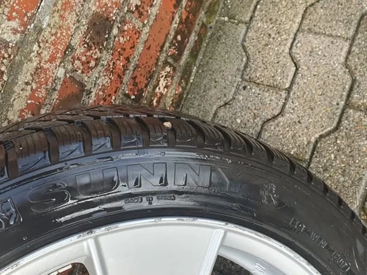 Billede 4 - 4 X BMW 5x120 Alufælge med vinterdæk. 225/45 R17