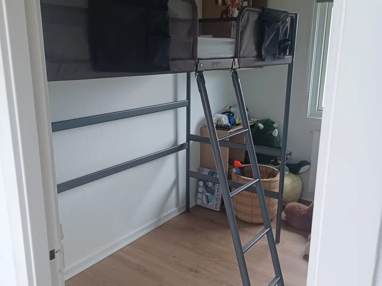 Billede 2 - Højseng mrk. Tuffing.