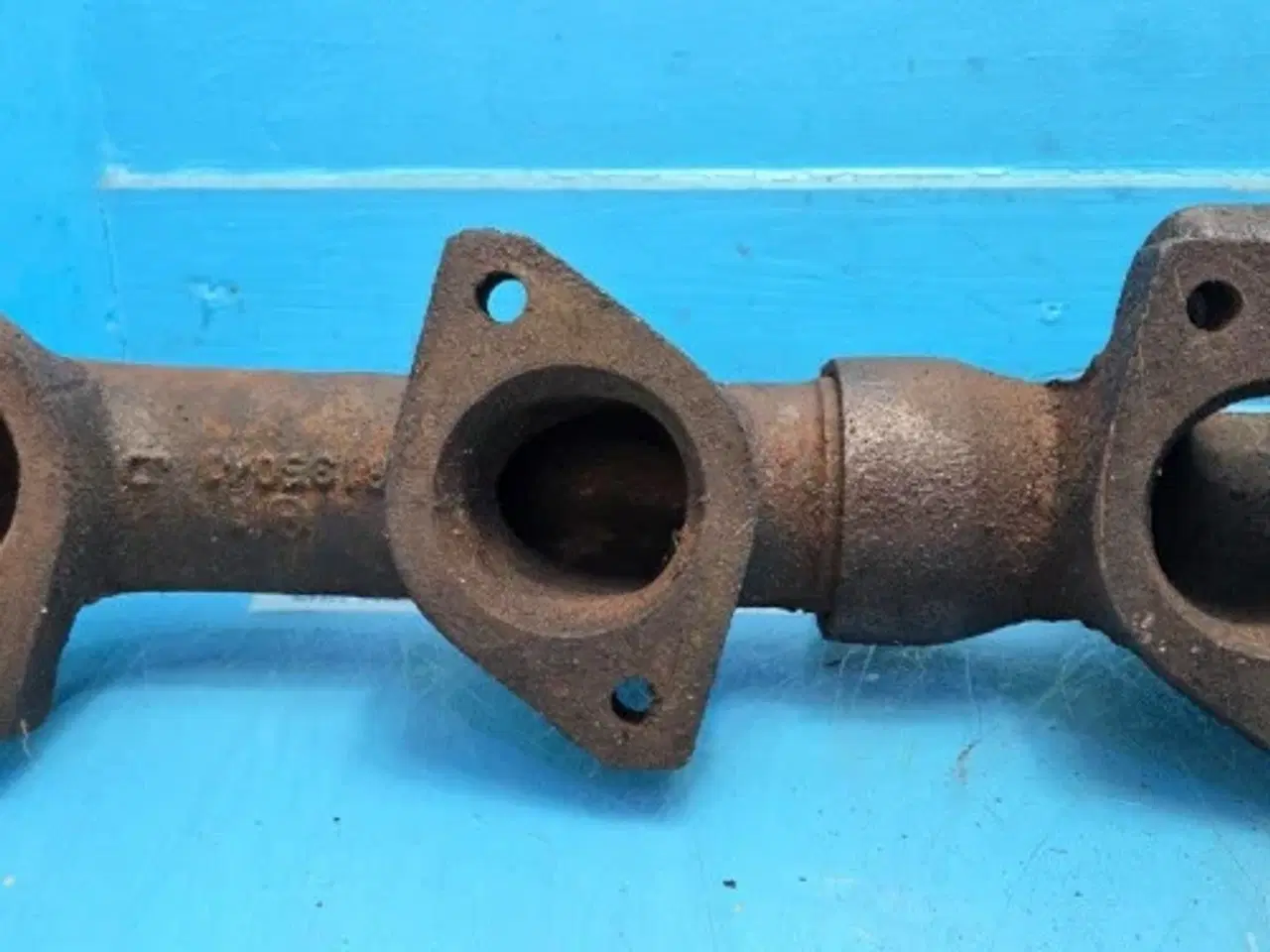 Billede 7 - John Deere 6125HZ001 Udstødningsmanifold R116838