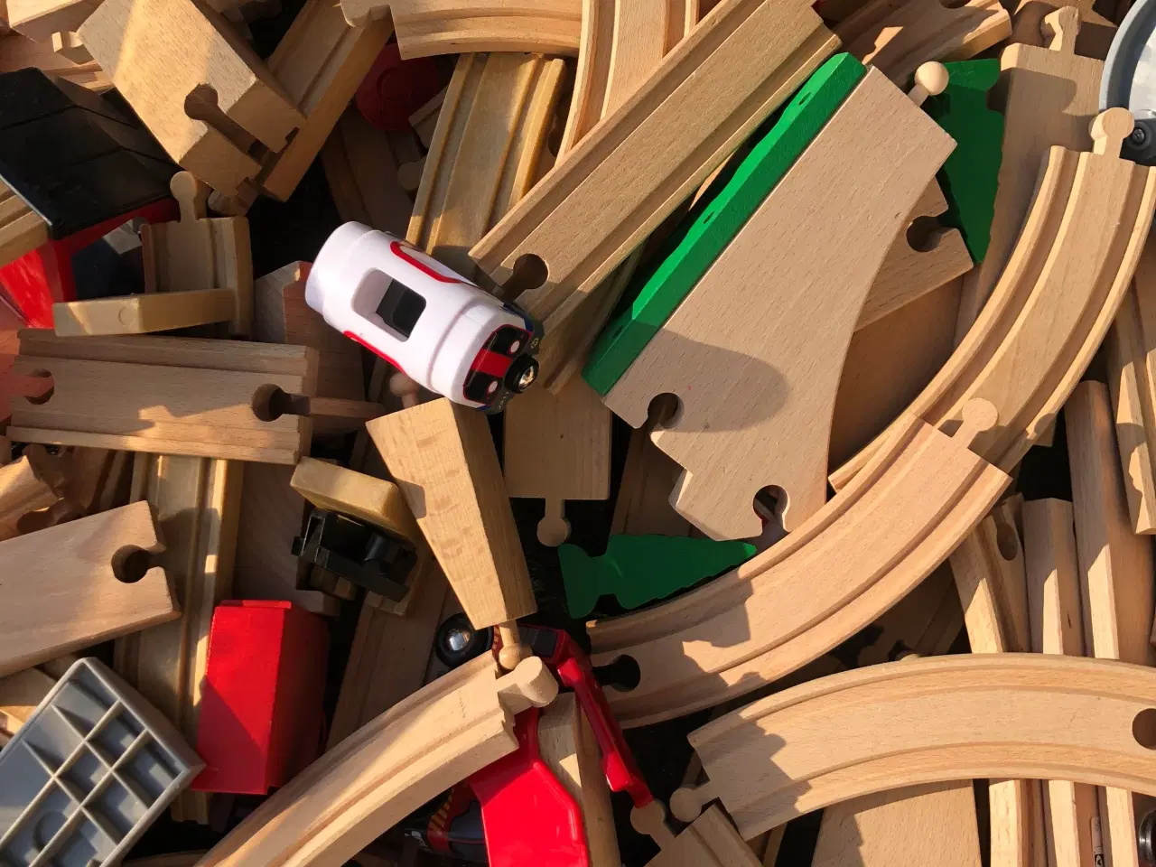 Billede 4 - BRIO Togskinner med tilbehør