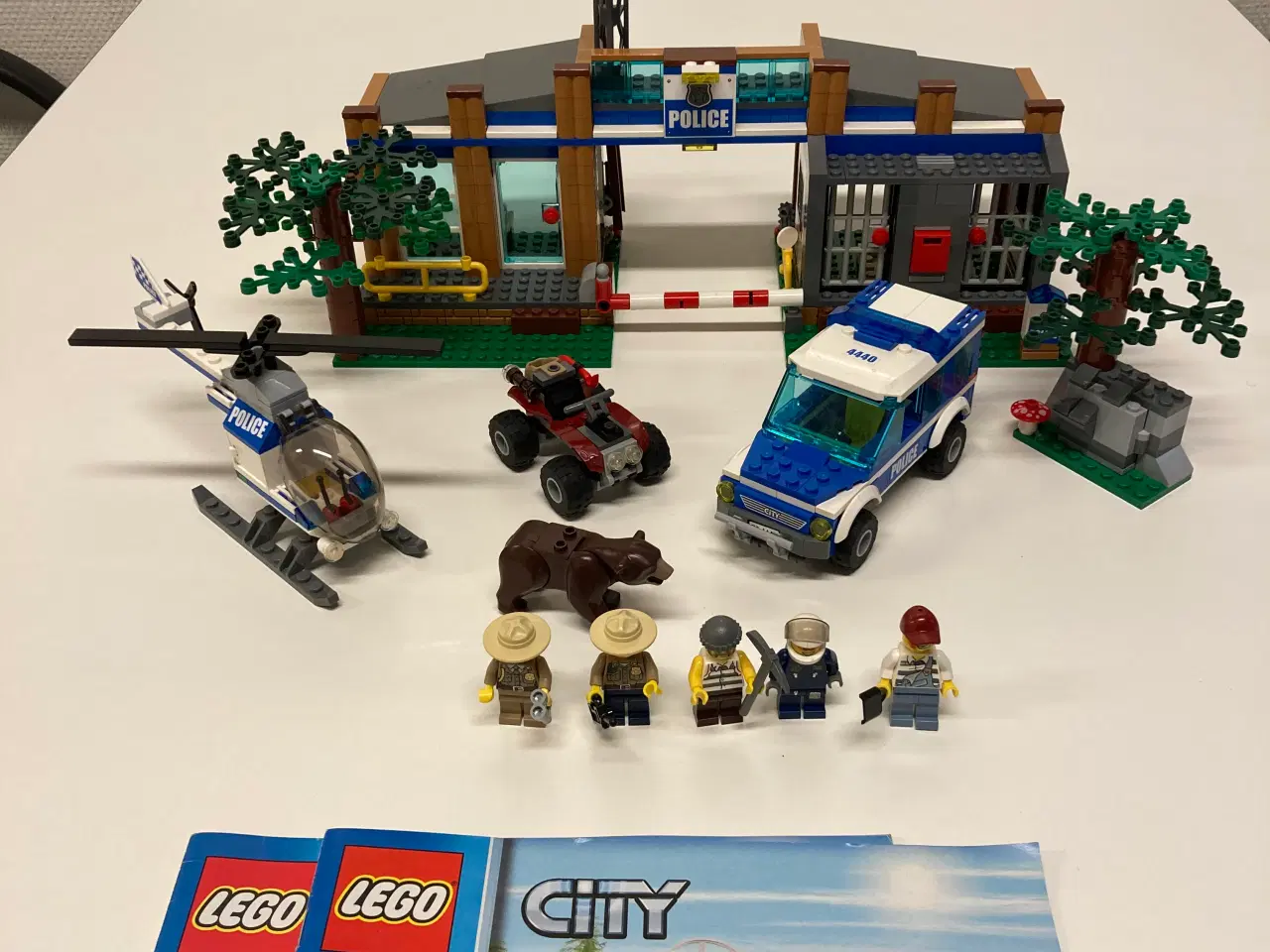 Billede 1 - Lego city 4440