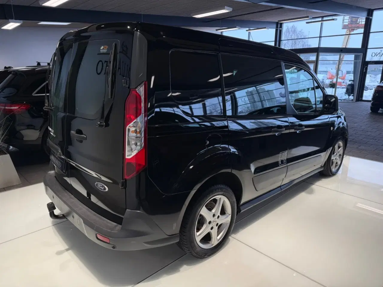 Billede 3 - Ford Transit Connect 1,5 TDCi 120 Trend aut. kort