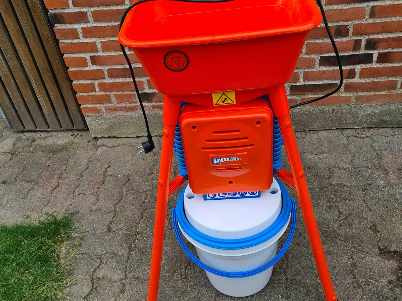 Billede 1 - Kornvalse til fjerkræ