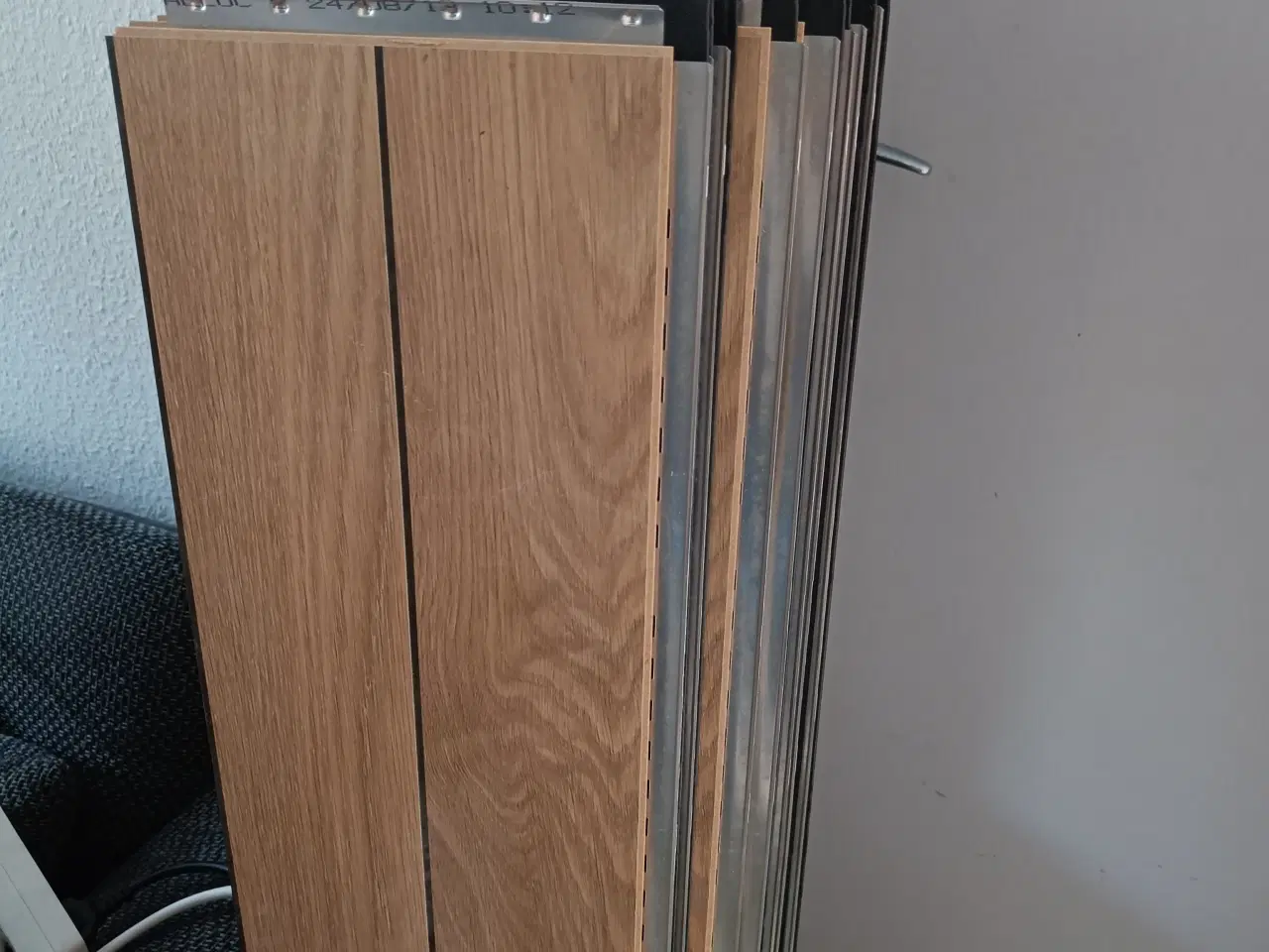 Billede 3 - Berry Alloc Skibs-laminatgulv ca. 80 kvm